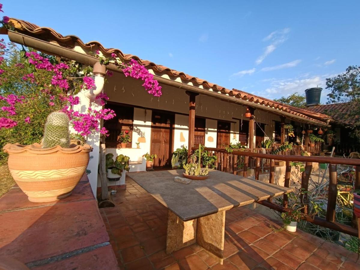 Santa Monica Barichara Hotel Buitenkant foto